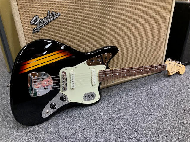 Fender Jaguar Made in Japan Traditional w/ hardcase (preowned)