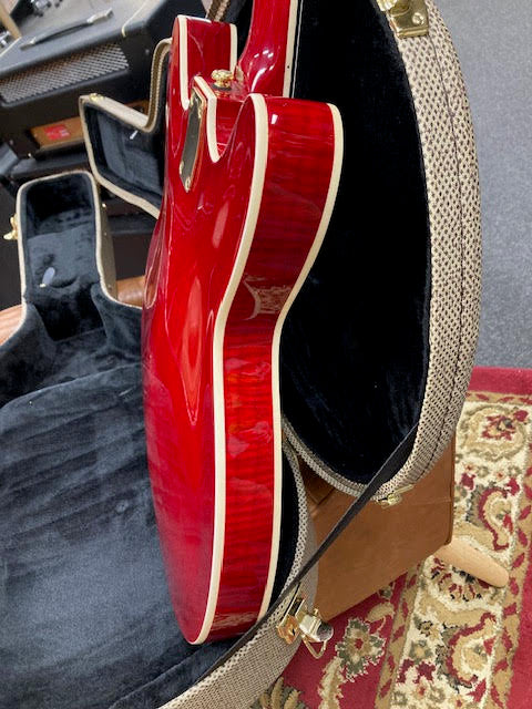 Preowned Hagstrom 1967RI "Elvis" guitar w/ case