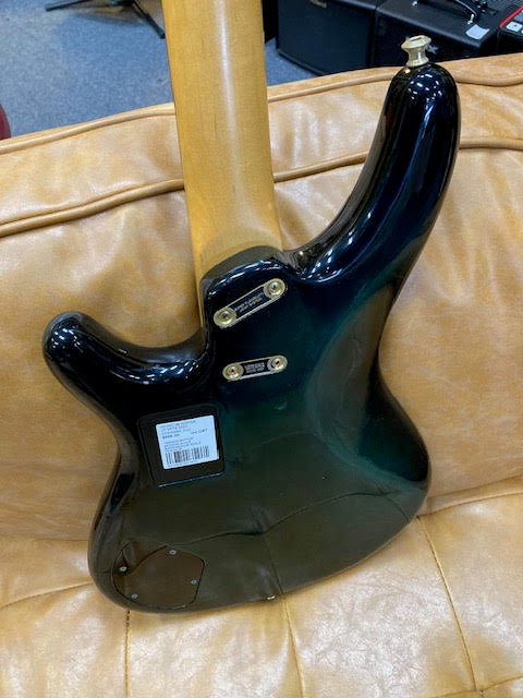Yamaha Motion B Bass Emerald green w/ hardcase