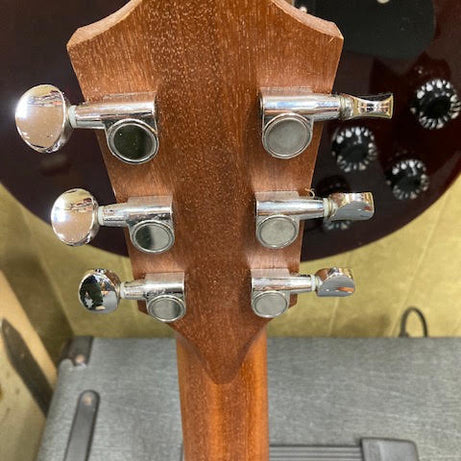 Preowned Taylor GS Mini w/ deluxe gigbag