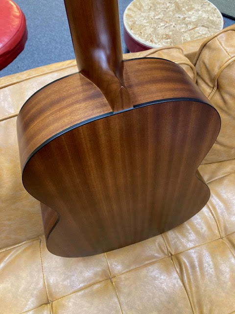 Alura classical guitar w/gigbag