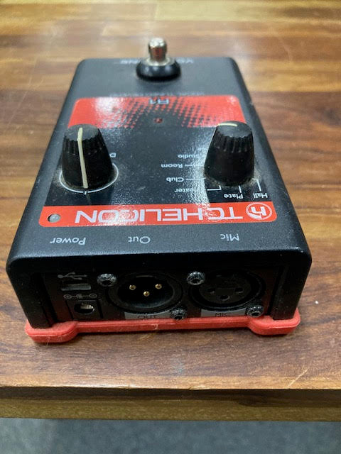 TC Helicon Voicetone R1 - Vocal Tuned Reverb (preowned)