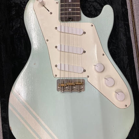 DeluxeTone Radiola Trio "Blue Bird" w/ hard case