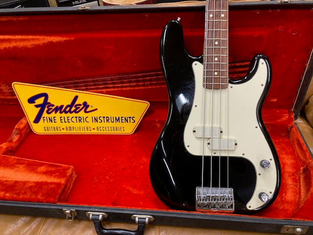 Fender Precision Elite 1983 Vintage Bass guitar w/ Vintage Fender case