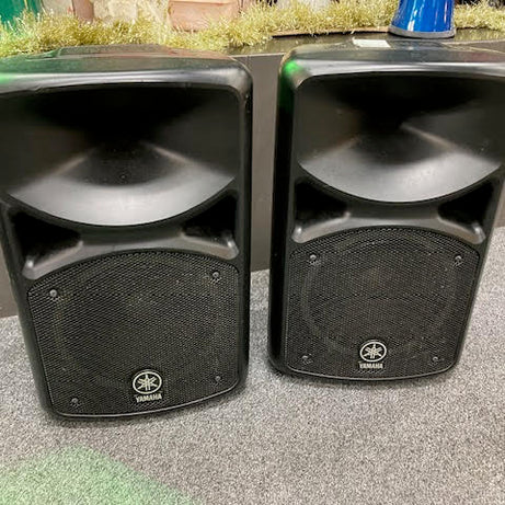 Yamaha stagepas400 PA system (preowned)