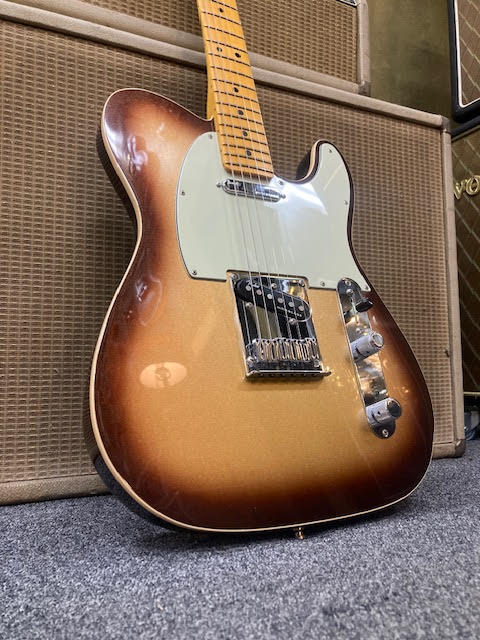 Fender Telecaster Ultra 2022 Mocha Burst w/ hardcase ( preowned )