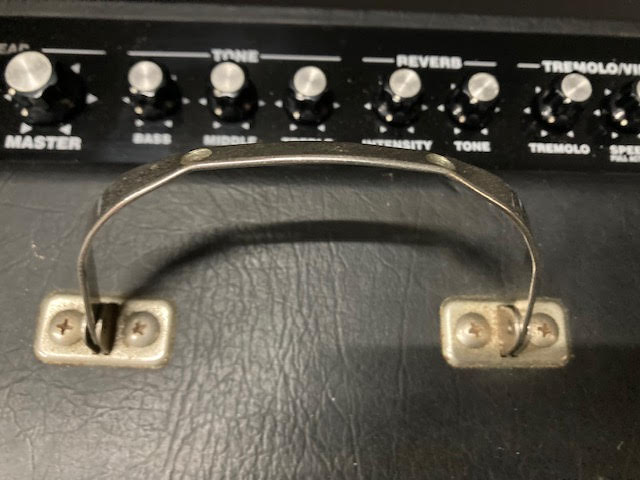 Kustom Coupe 72 2 x 12 combo guitar amplifier .