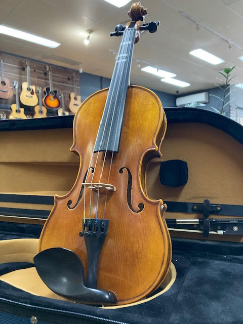 Scott Cao 4/4 violin (preowned)