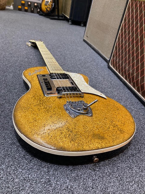 Vintage Hagstrom P90 electric guitar w/ hardcase