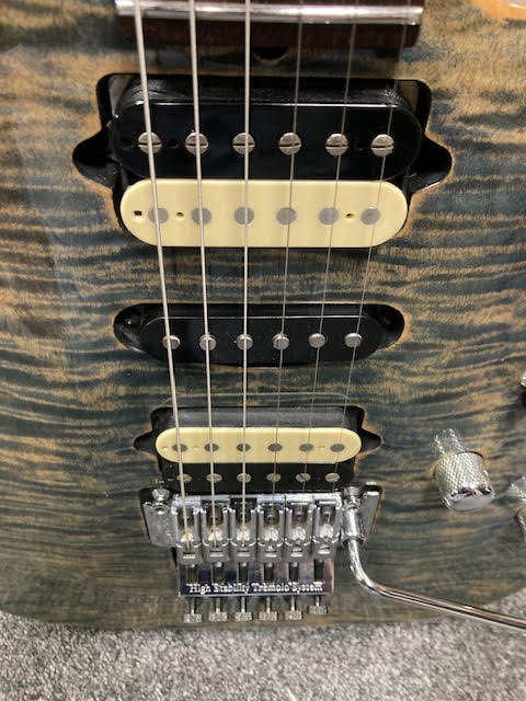 Suhr Carve Top Standard 2010 electric guitar