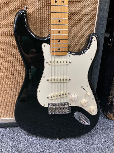 Fender Stratocaster Jimi Hendrix signature Mexico w/ Tweed Fender case