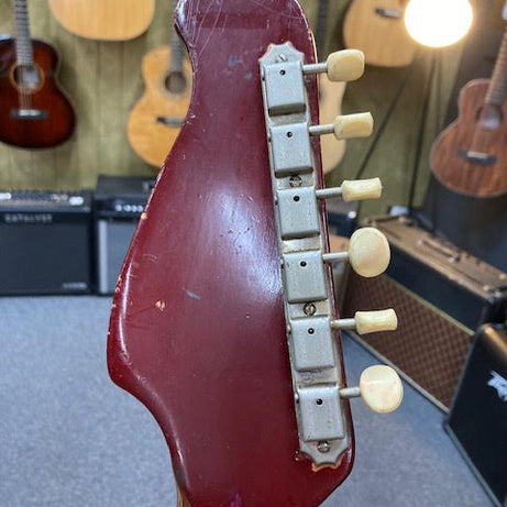 Supro Clermont 1967-8 semi-hollowbody electric guitar w/ case