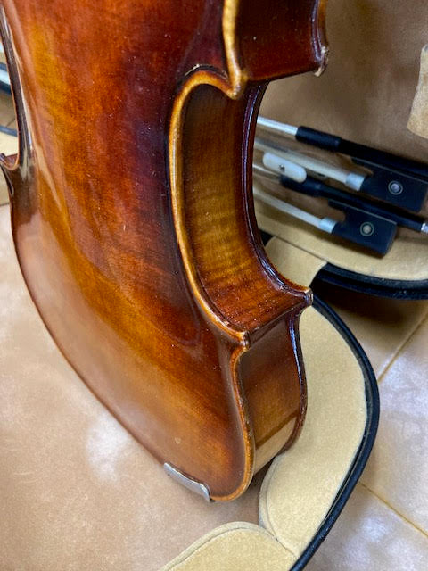 JOHN JUZEK VIOLIN 4/4 PREOWNED W/ CASE + 2 X BOWS