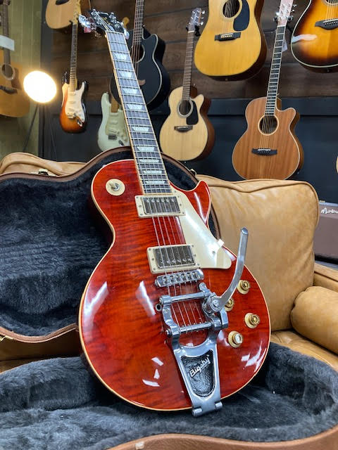 Gibson Les Paul Standard w/ bigsby 2013 w/ hardcase