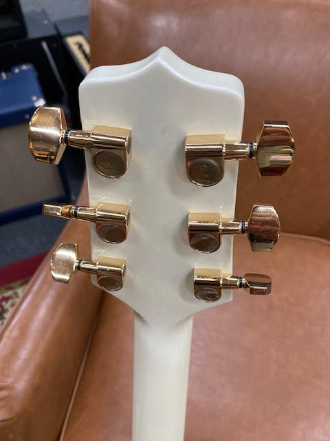 Takamine G37 Series Dreadnought AC/EL Guitar with Cutaway in Pearl White Gloss Finish (preowned)