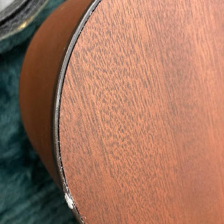 Martin OM-1 acoustic/electric guitar w/case (preowned)