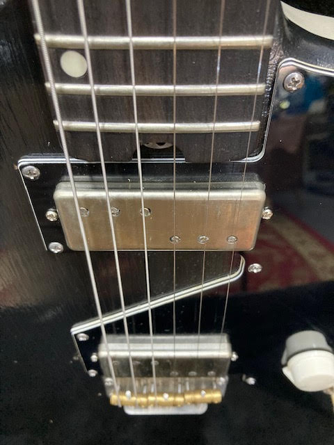 DeluxeTone Cosmopolitan Duo "Sweet Tuxedo" Custom guitar w/ hardcase