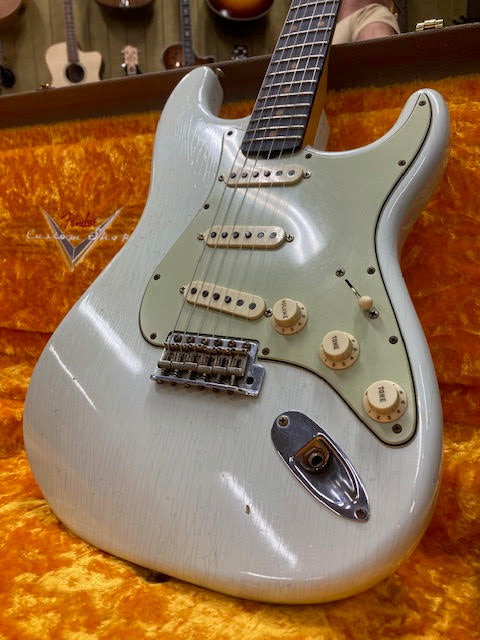 SOLD - Fender Customshop Stratocaster 1960 Journeyman Sonic Blue w/hardcase
