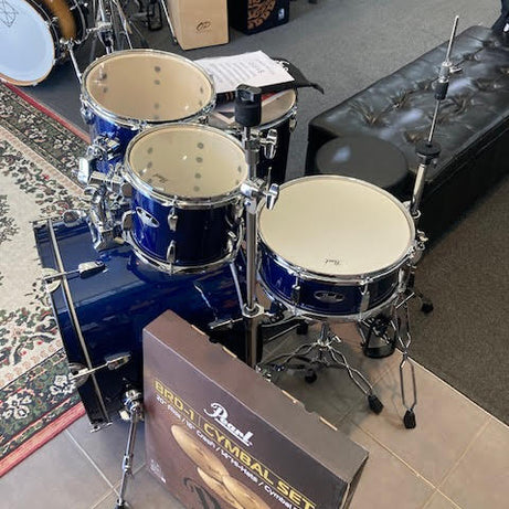Pearl Roadshow Drum kit package deal