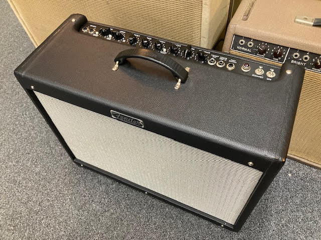 Fender Hotrod Deluxe 3 guitar amplifier (preowned)