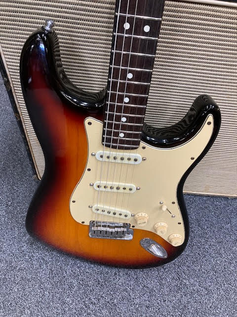 Fender Stratocaster 1989 *strat plus* modified w/ hardcase