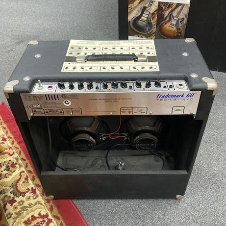 Tech 21 Trademark 60 guitar amplifier (preowned) w/ footswitch
