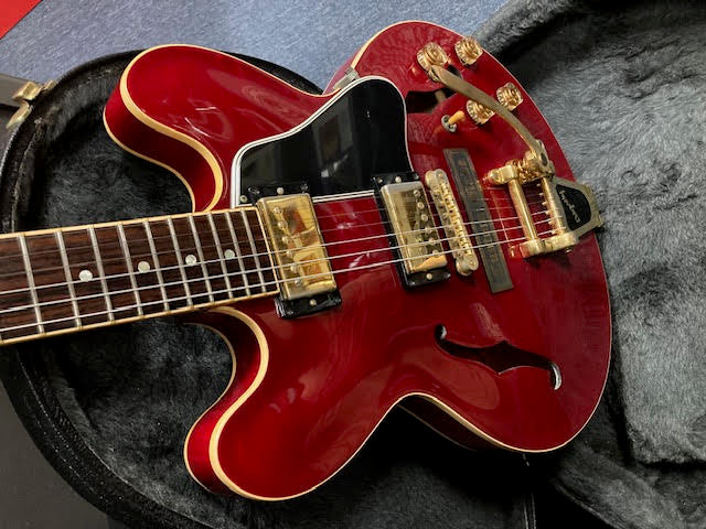 Gibson ES335 2005 Dot electric guitar w/ hardcase