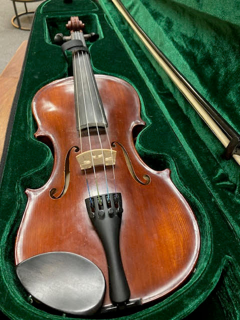 Gliga I Violin Dark Antique w/ case + bow (preowned)