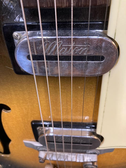 Maton 1960's 45A Premier hollowbody electric guitar w/ case