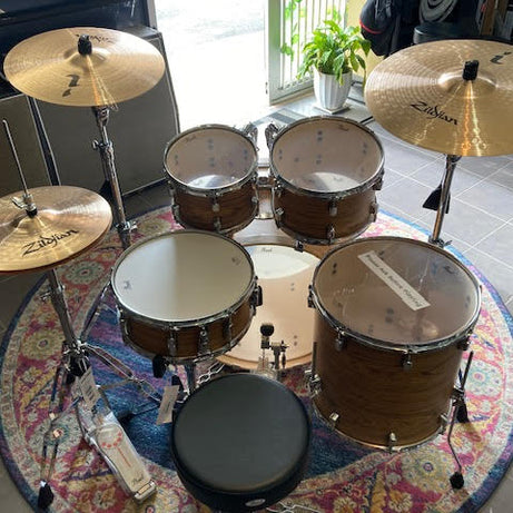 Pearl Decade Maple Satin Caramel Veil drum kit package