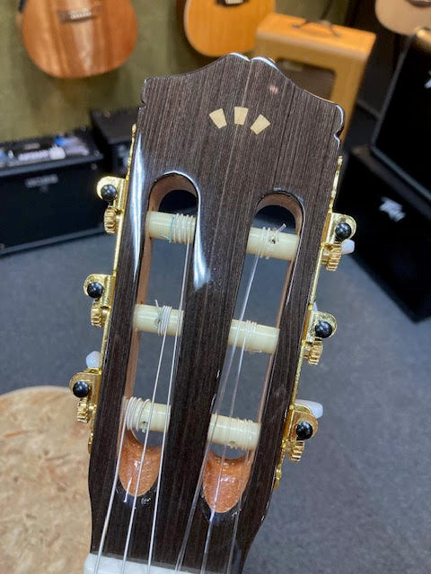 Cordoba C5 spruce top w/deluxe bag