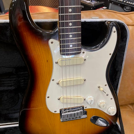 Fender Stratocaster Plus 1991 (one owner) w/ hard case