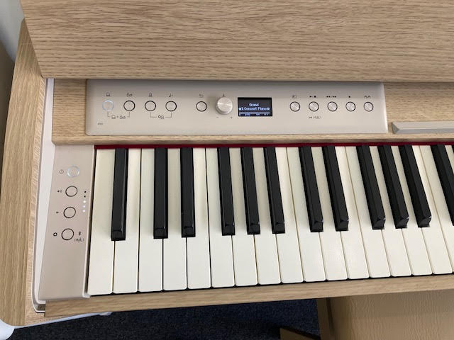 Roland F701 Digital Piano - Light Oak