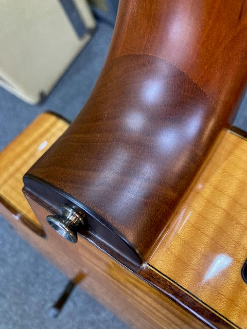 Yamaha NTX900FM Classical Acoustic-Electric Guitar w/Flamed Maple Back (preowned)