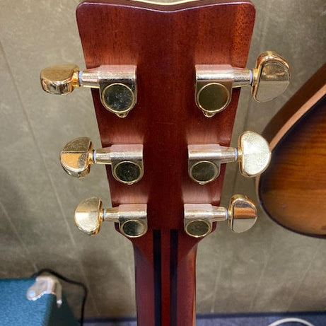 Yamaha LS-TA transacoustic all solid acoustic/electric guitar (preowned)