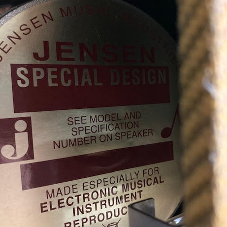 Fender Blues Junior Tweed Limited edition guitar amplifier (preowned)