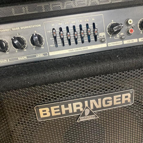 Behringer Bass Amp Ultrabass 900 (prewoned)