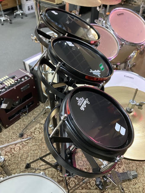 Beatello 6 8 10 rototoms w/ stand AS NEW
