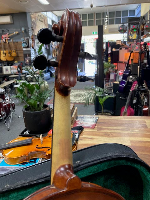 Gliga I Violin Dark Antique w/ case + bow (preowned)