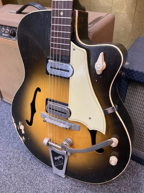 Maton 1960's 45A Premier hollowbody electric guitar w/ case