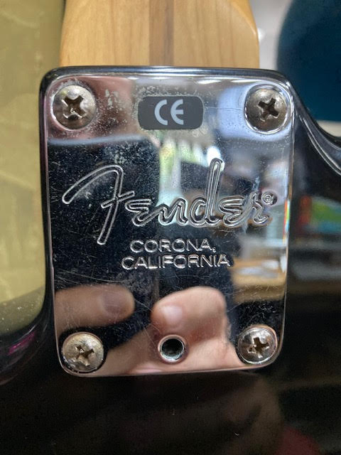 Fender Baritone Sub-sonic 2001 w/ hardcase