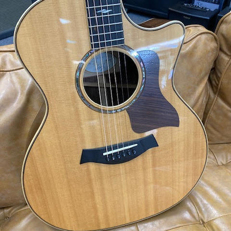 TAYLOR 814ce ACOUSTIC ELECTRIC GUITAR W/ CASE (PREOWNED)