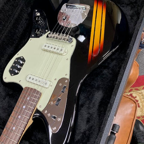 Fender Jaguar Made in Japan Traditional w/ hardcase (preowned)