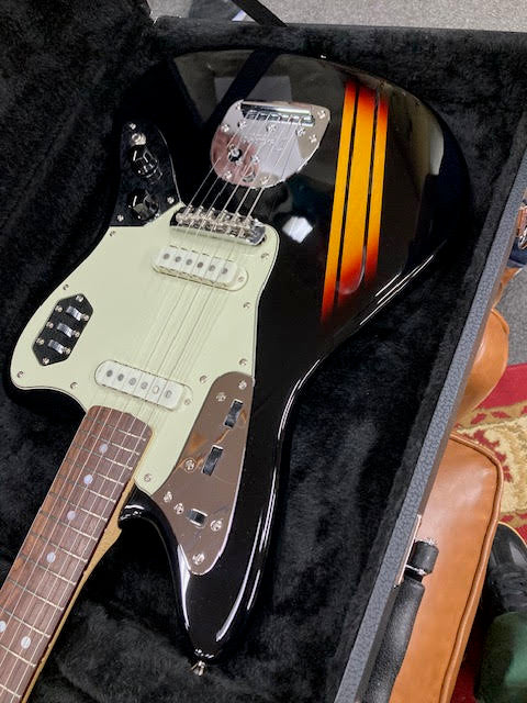 Fender Jaguar Made in Japan Traditional w/ hardcase (preowned)