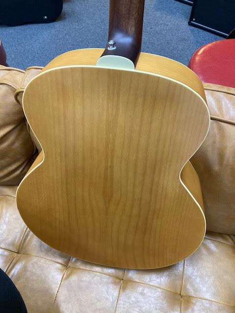 Guild F-2512E 12 string acoustic / electric guitar w/ gigbag (preowned)