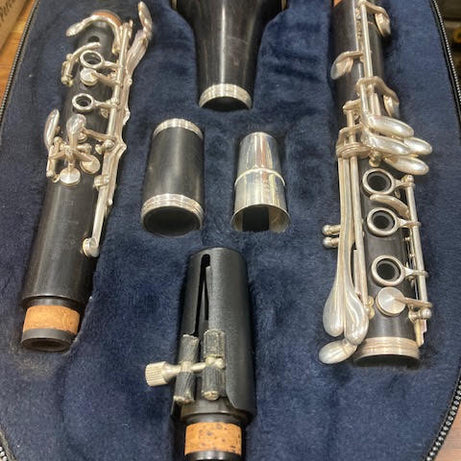 Buffet E13 Clarinet (preowned)