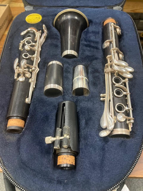 Buffet E13 Clarinet (preowned)