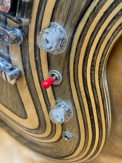 Gibson Zoot 2009 Limited edition  Black and Natural w/ gigbag