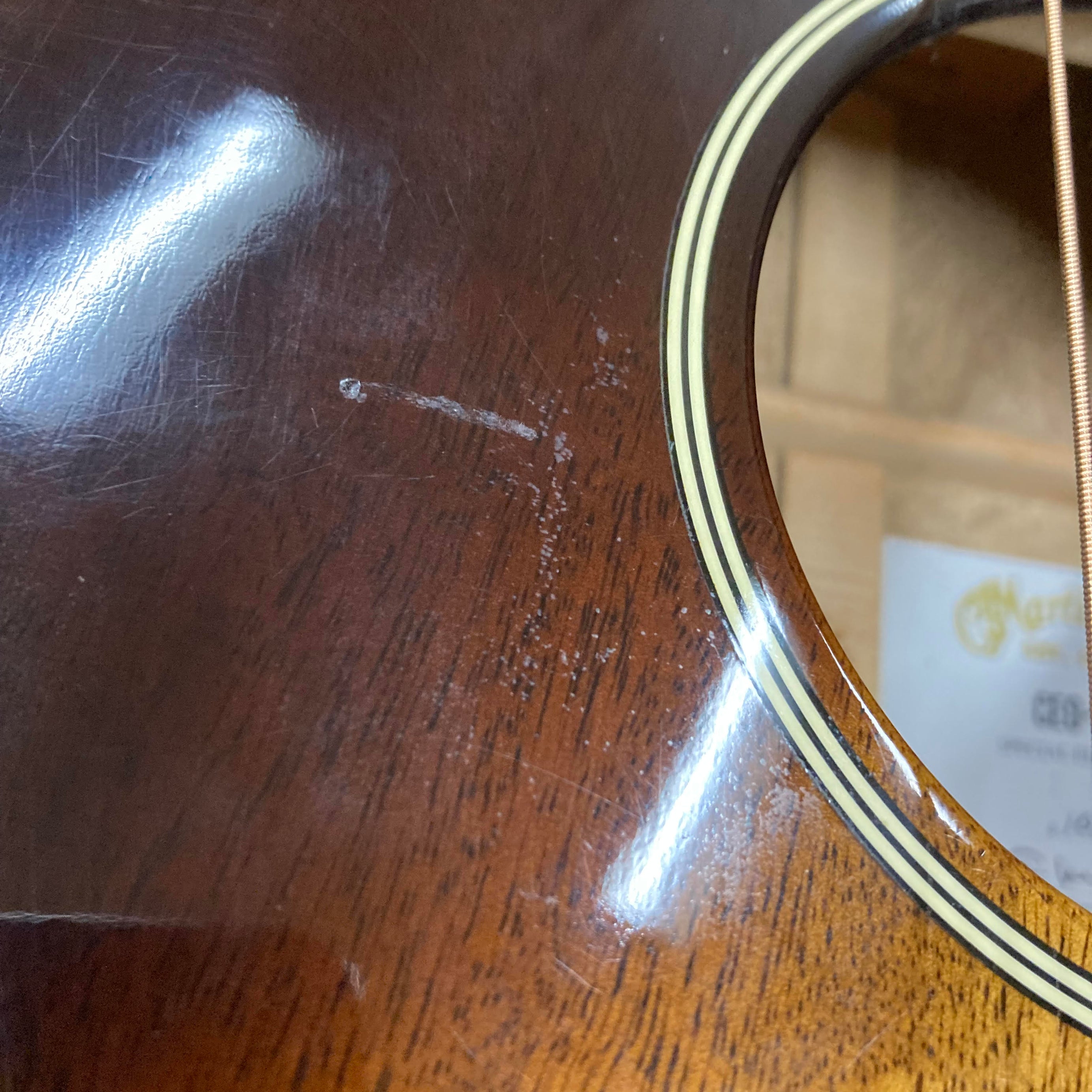 Martin CEO-9  acoustic guitar w/ case (preowned)