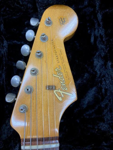 Fender Custom Shop Limited Edition relic 1964RI w/case